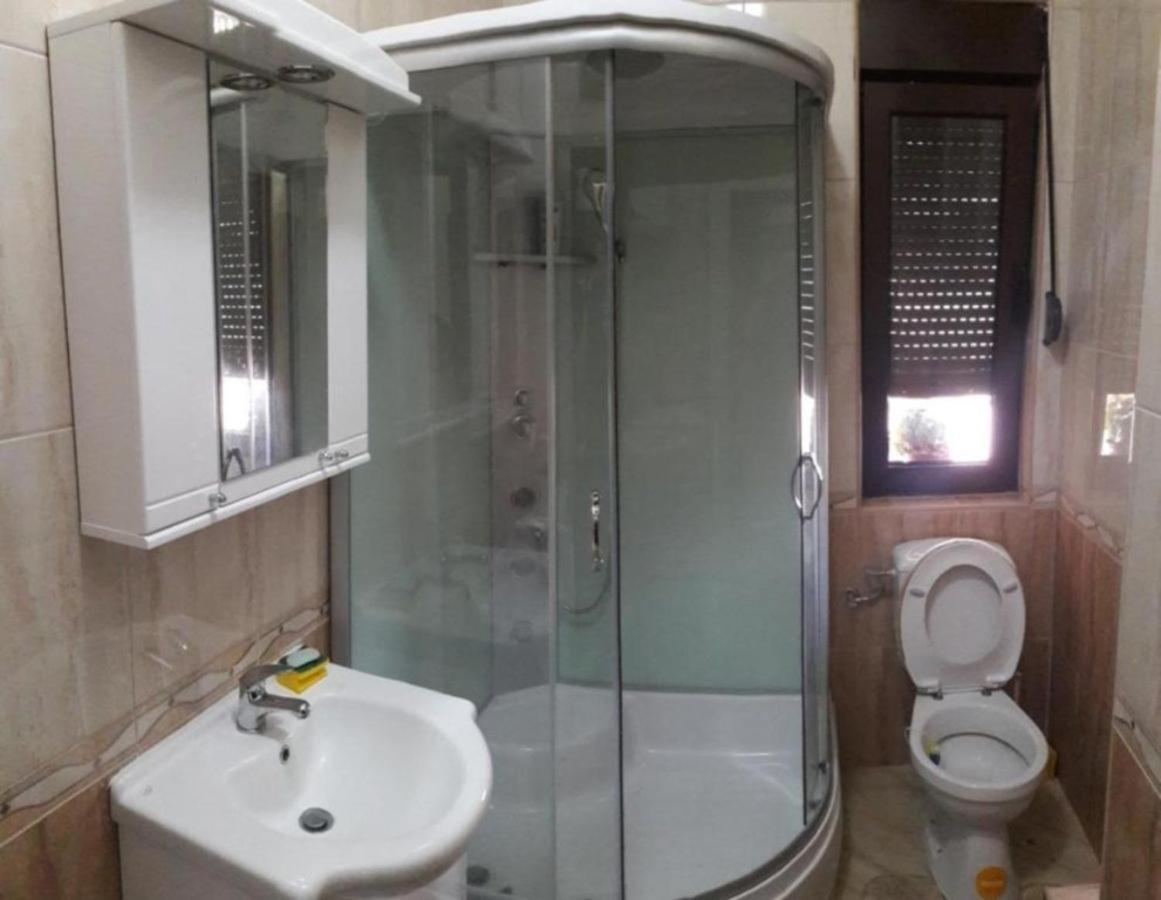Center Lux Apartment 波德戈里察 外观 照片